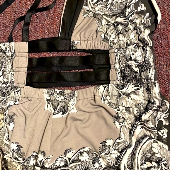 Express Top - Picture 6 of 7